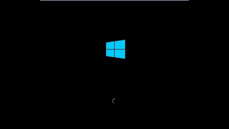 Windows 10 loading screen